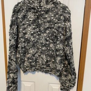 Hollister Popcorn Balloon Sleeve Sweater